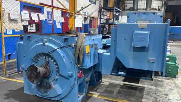 Motor WEG de 4020 HP completo, a su llegada al taller.
